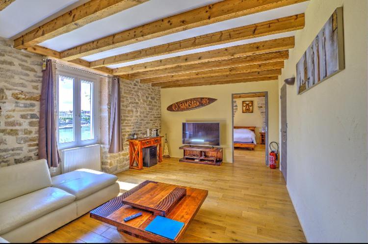 Hotel Domaine Des Jardins De La Saone Tournus Habitación foto